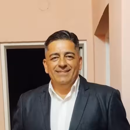 Guajardo elevó la tensión en la UCR: denunció “presiones indignas” y exigió voto secreto en el plenario